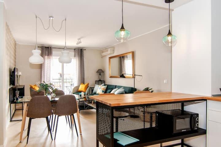 Precioso Y Tranquilo Apartamento En Sevilla Luaran gambar