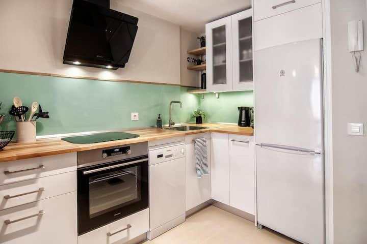 Precioso Y Tranquilo Apartamento En Sevilla Luaran gambar